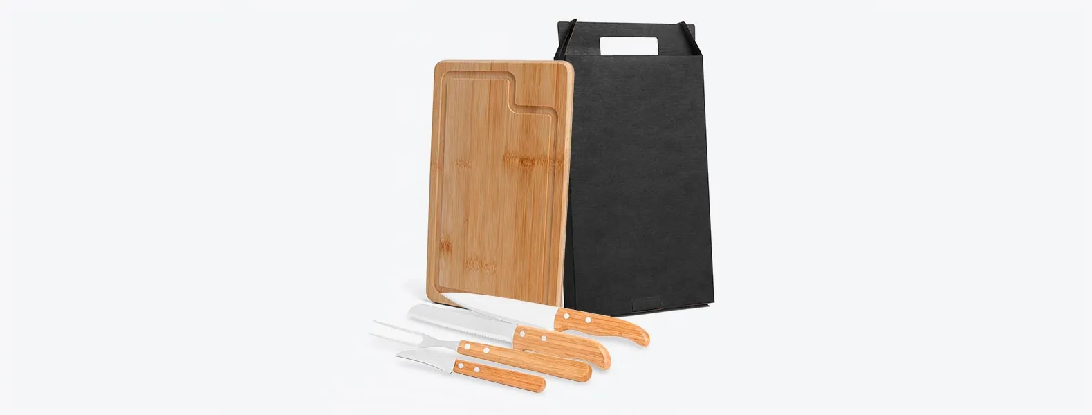 KIT PARA CHURRASCO EM BAMBU COM TÁBUA E FACAS LEGUMES, PÃO