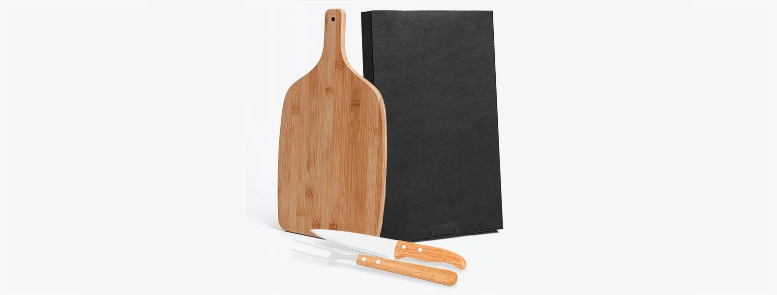 KIT PARA COZINHA EM BAMBU COM TÁBUA E FACAS - 3 PÇS